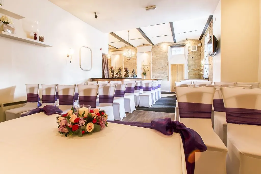 Waterfront Hotel Brighouse