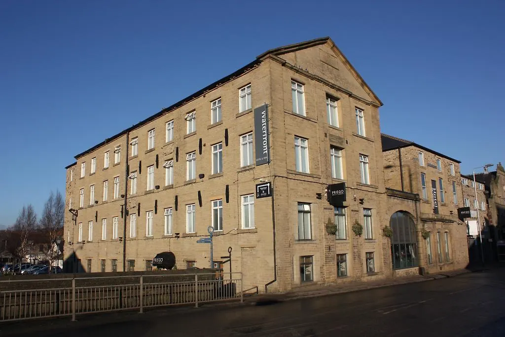 Waterfront Hotel location