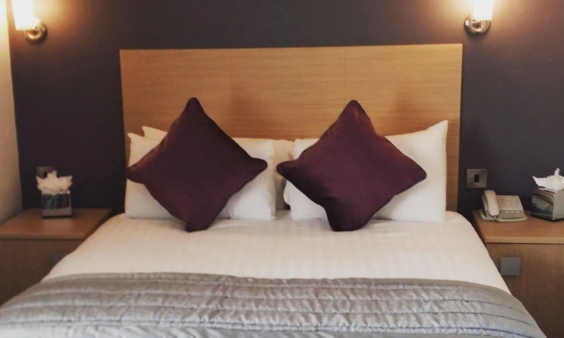 Waterfront Hotel Brighouse